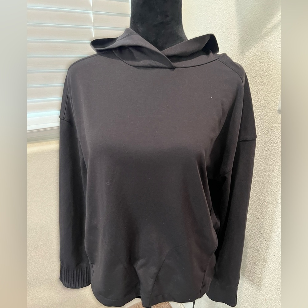 Avila athletic pullover